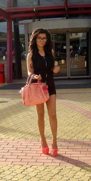 Leticia, 20 from Utah | Older Men and Younger Women Dating