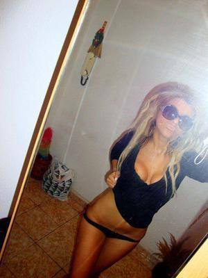Erin, 23 from Quebec | Older Men and Younger Women Dating