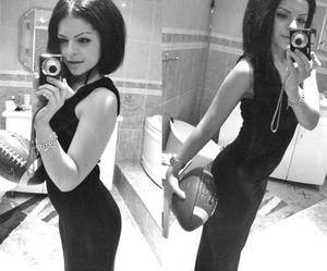 Arianna (28) in Washington | Casual Dating with Older Men