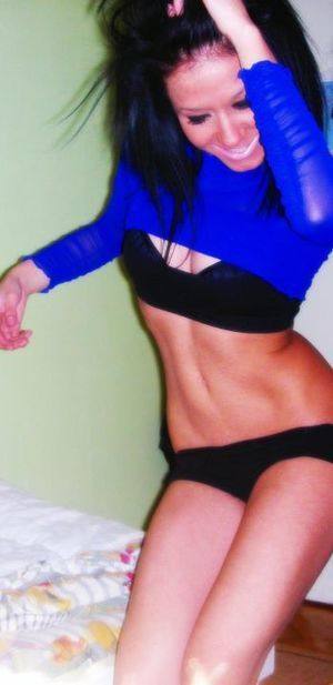 Connect with Katarina (20) in Illinois | Adult Dating