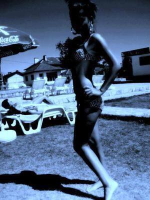 Chelsea, age 30, profile photo from Lambertville, NJ