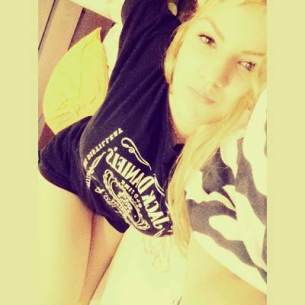 Sandy (18) from Washington, DC profile image