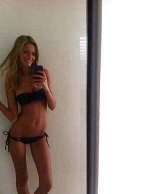 Mackenzie, 20, Ontario | Quick Adult Hookup Profile