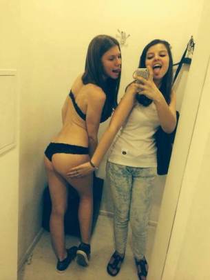 Photo of Sara (22), adult profile in New York