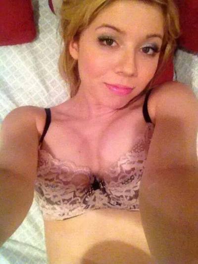 Meet Evelyn (24) from Ontario | DTF Tonight