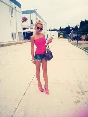 Selena, 18, Tennessee | Quick Adult Hookup Profile