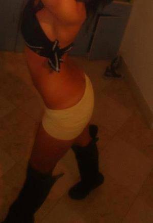 Alondra, 20, Florida | Quick Adult Hookup Profile
