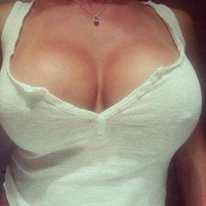 Sally, 28, Ontario | Quick Adult Hookup Profile