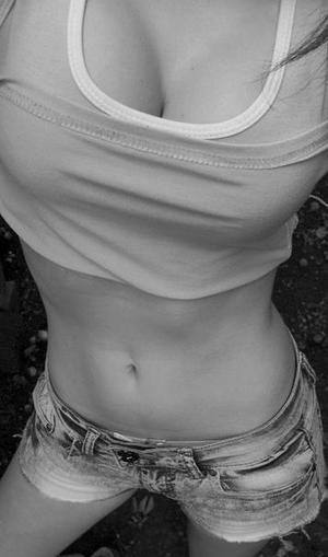 Meet Kacey (26) from Washington | DTF Tonight