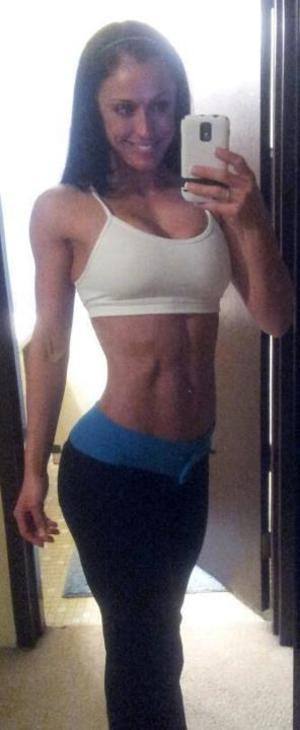 Adult dating profile photo of Kenzie (21) in Miami, FL