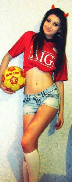 Meet Karen (20) from Arizona | DTF Tonight