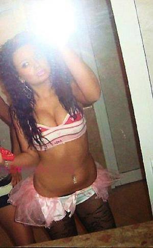 Ariel (29) in Pennsylvania | Fast Casual Dating