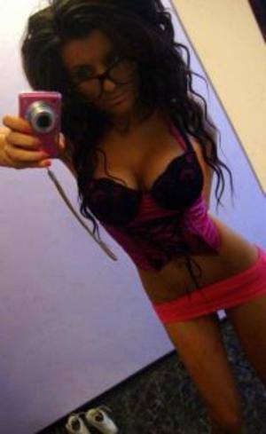 Meet Katharine (28) from Arizona | DTF Tonight