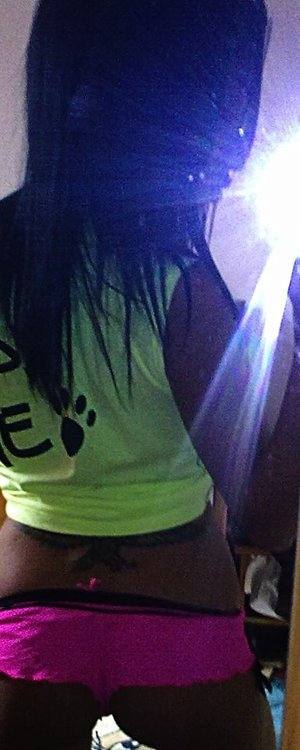 Meet Brooke (28) from Quebec | DTF Tonight