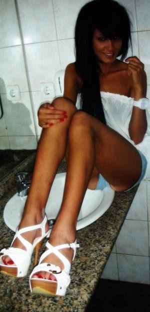 Isabel (27) in Missouri | Fast Casual Dating