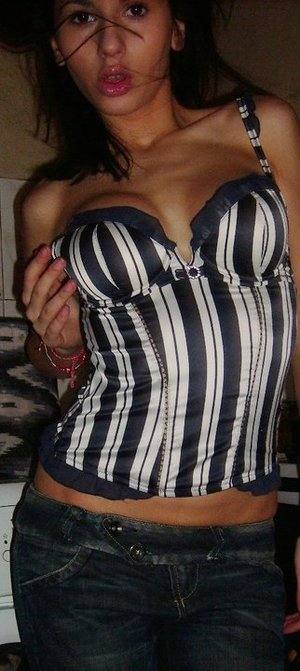 Paityn (20) in Pennsylvania | Fast Casual Dating