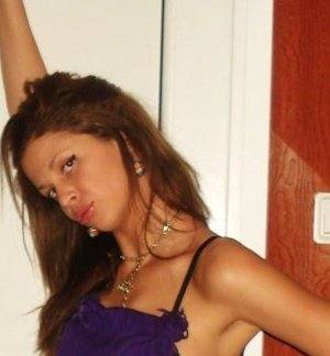 Candice (22) in Florida | Fast Casual Dating
