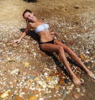 Emmalee (25) from Minneapolis, MN profile image