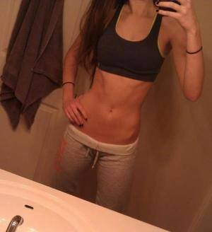 Helen (19) from Washington, DC profile image