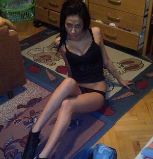 Meet local singles like Jade from East Greenwich, Rhode Island who want to fuck tonight