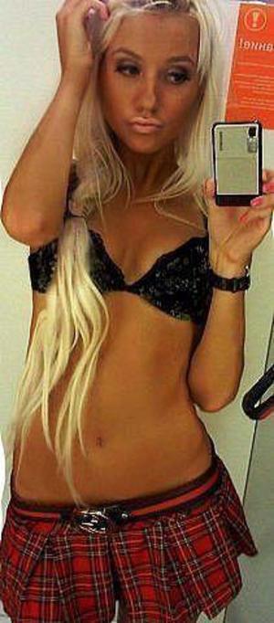 Eliana from Forest, Indiana is looking for adult webcam chat