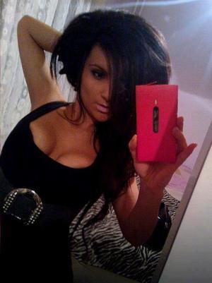Norine from  is looking for adult webcam chat