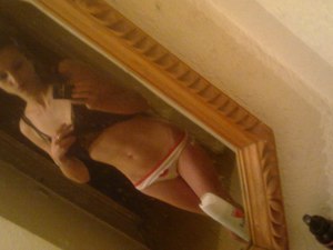 Dyan from Porter, Maine is looking for adult webcam chat