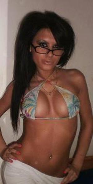 Sunni from Caldwell, Idaho is looking for adult webcam chat