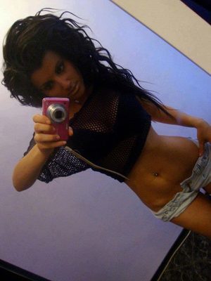Beckie from  is looking for adult webcam chat