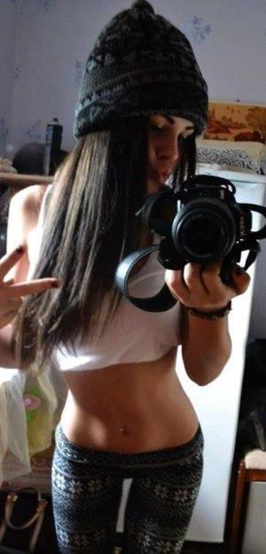 Deedee from Clio, South Carolina is looking for adult webcam chat