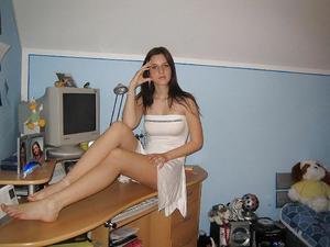 Dennise from Washington is interested in nsa sex with a nice, young man