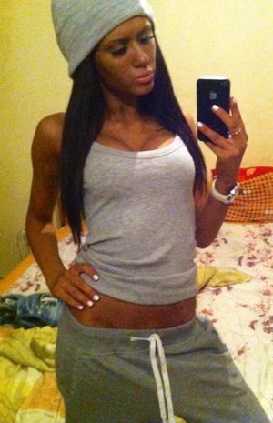 Carole from Walnut Grove, Mississippi is looking for adult webcam chat