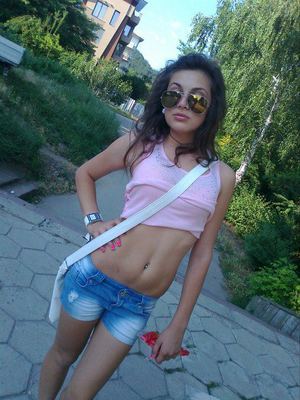 Delila from Avenue B And C, Arizona is looking for adult webcam chat