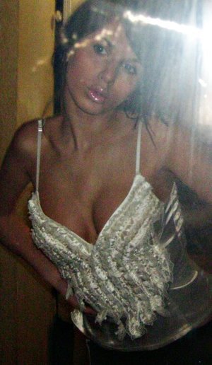 Cinthia from  is interested in nsa sex with a nice, young man