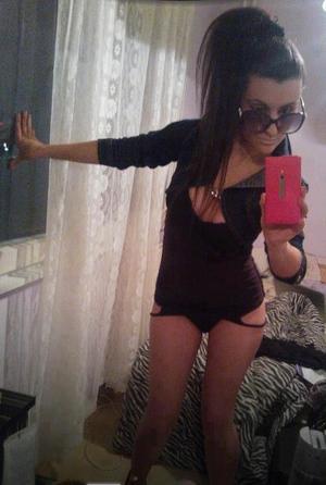 Jeanelle from Harrington, Delaware is interested in nsa sex with a nice, young man